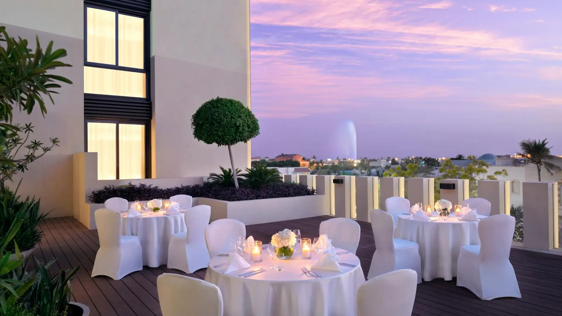 Moevenpick Hotel Tahlia Jeddah 5*,  Saudi Arabia