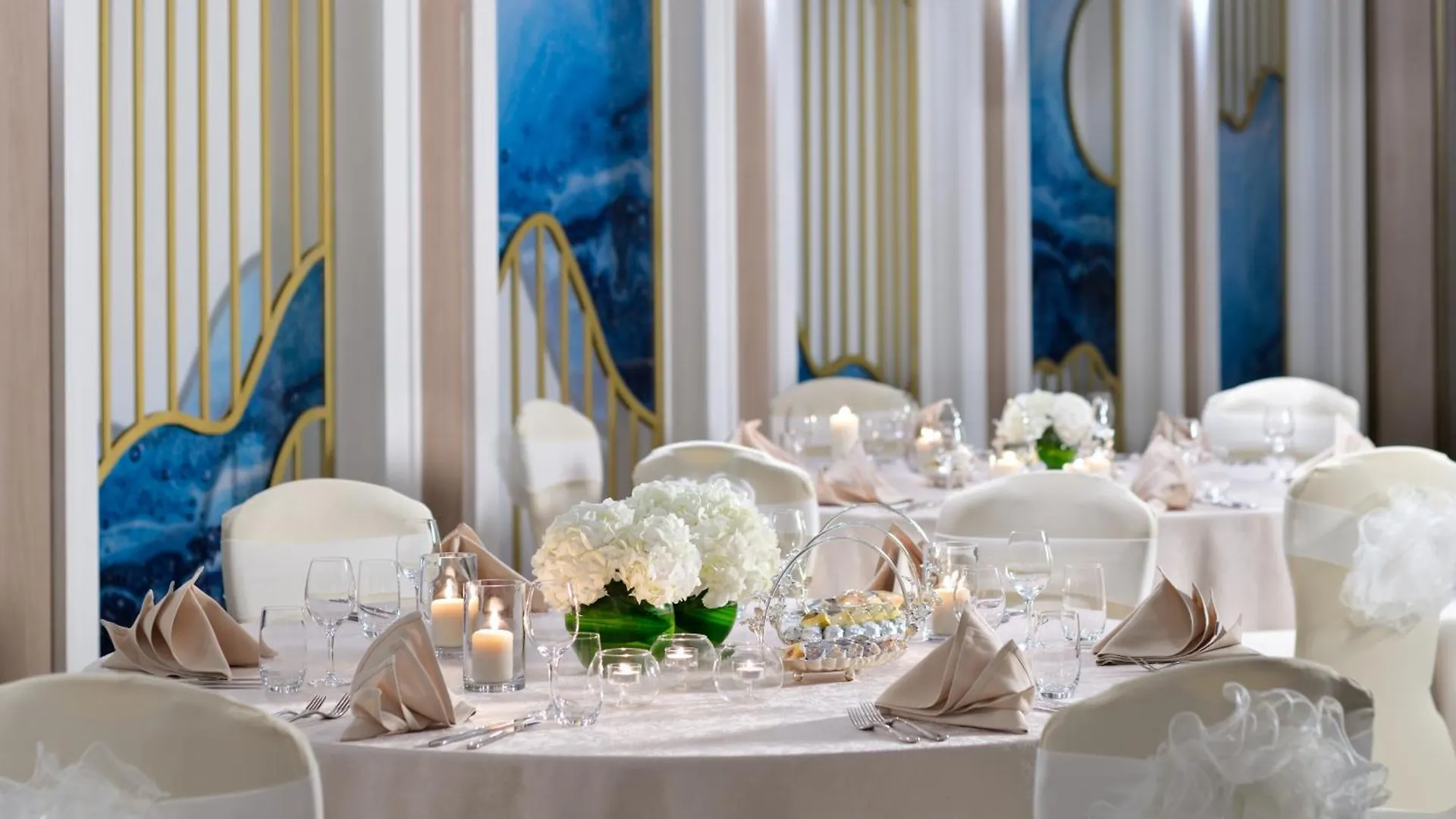 Moevenpick Hotel Tahlia Jeddah